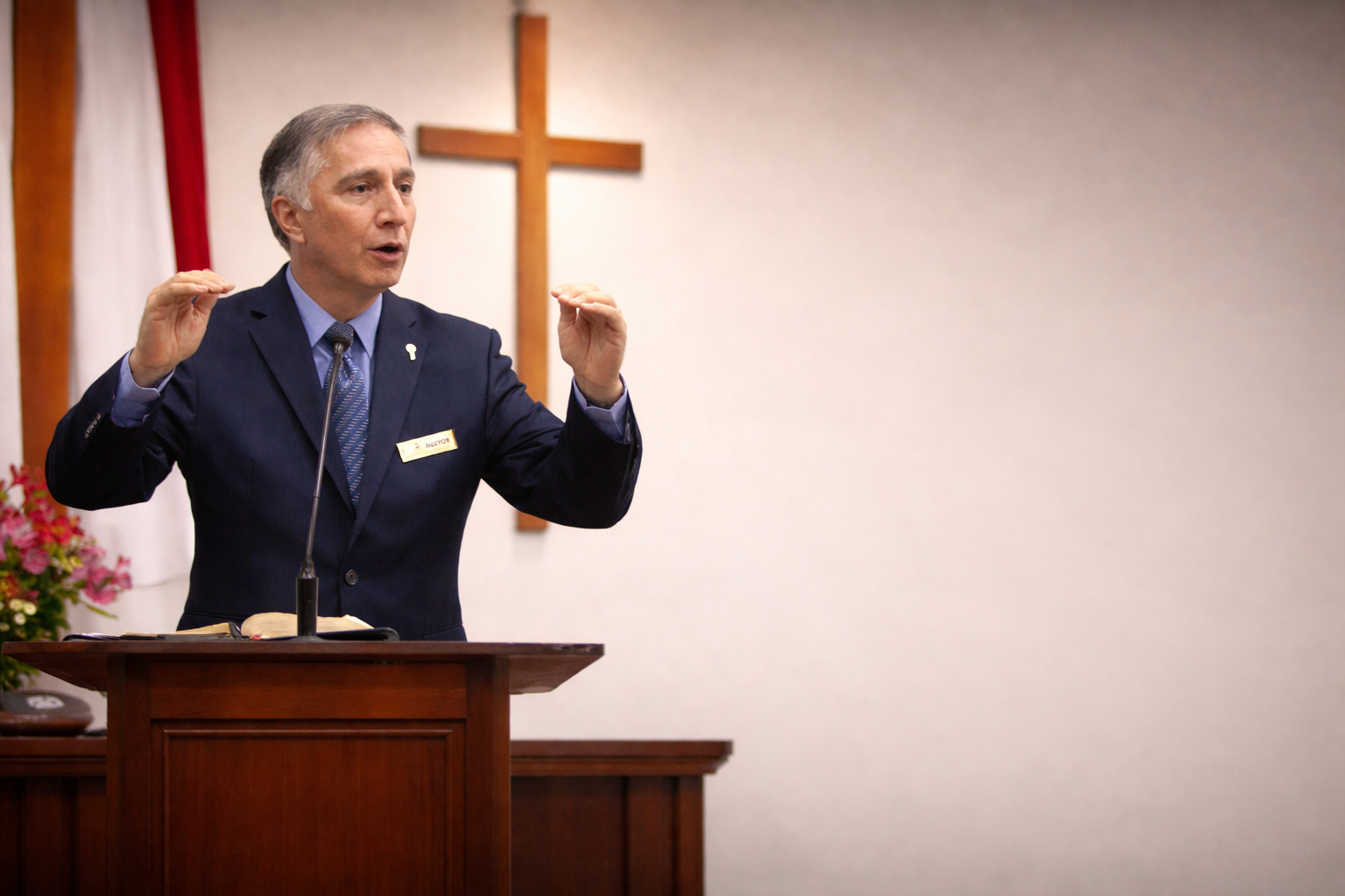 Pastor Mauricio Beltrán
